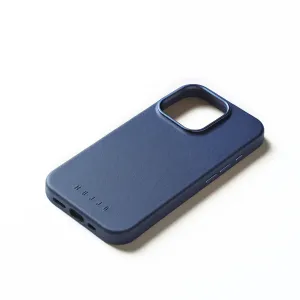 Coque Mujjo en cuir bleu pour iPhone 16 Pro avec découpe surélevée pour l’appareil photo et logo en relief