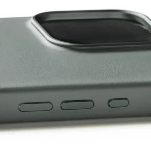 Mujjo Lederhülle für iPhone 16 Pro Max in Rauchgrün, mit strukturierter Oberfläche, Tastenabdeckungen und Kameraausschnitt.