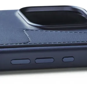 Mujjo Wallet Leather Case til iPhone 16 Pro Max i blå med syet læderbagside og MagSafe-kortopbevaring