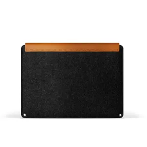 Housse de protection Mujjo Sleeve 12" pour MacBook, noire, avec rabat en cuir fauve et fermeture métallique