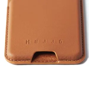Portefeuille porte-cartes MagSafe Mujjo en cuir couleur fauve, avec logo gaufré, bords cousus et rangement pour trois cartes