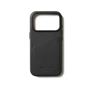 Funda de cuero tipo cartera Mujjo para iPhone 17 Pro en negro, con ranura para tarjetas cosida y abertura para la cámara