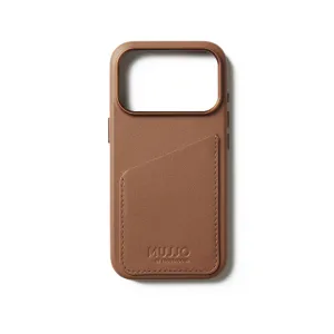 Mujjo Wallet -nahkakotelo iPhone 17 Prolle, vaaleanruskea, takana korttitasku ja kamera-aukko