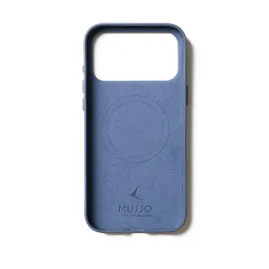 Mujjo-lædercover til iPhone 17 Pro Max i Monaco-blå med MagSafe-kompatibel magnetring og stor kameraudskæring.