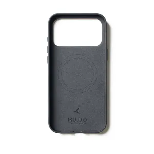 Funda de piel Mujjo para iPhone 17 Pro Max en Basalt, funda fina de piel negra compatible con MagSafe con recorte para la cámara