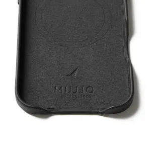 Funda negra de cuero Mujjo compatible con MagSafe para iPhone 17 Air con borde elevado y logotipo en relieve