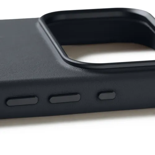 Mujjo läderskal till iPhone 17 Pro i basalt, med strukturerad finish, sidoknappar och kamerautskärning