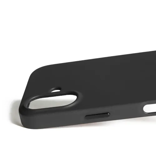 Mujjo Lederhülle in Schwarz für iPhone 17 mit Kameraausschnitt, MagSafe-kompatibel und mit erhöhtem Kantenschutz