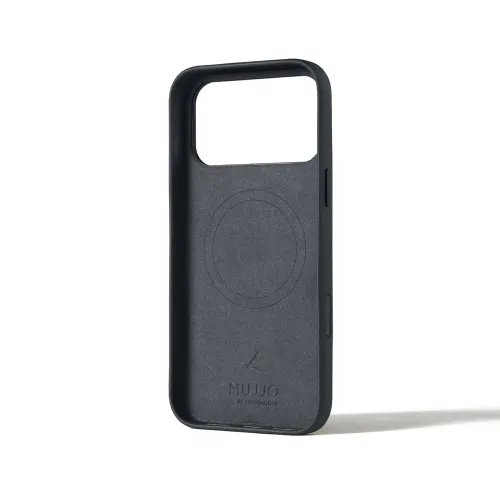 Mujjo Lederhülle für iPhone 17 Pro Max in Basalt, schwarze MagSafe-kompatible schlanke Smartphone-Hülle